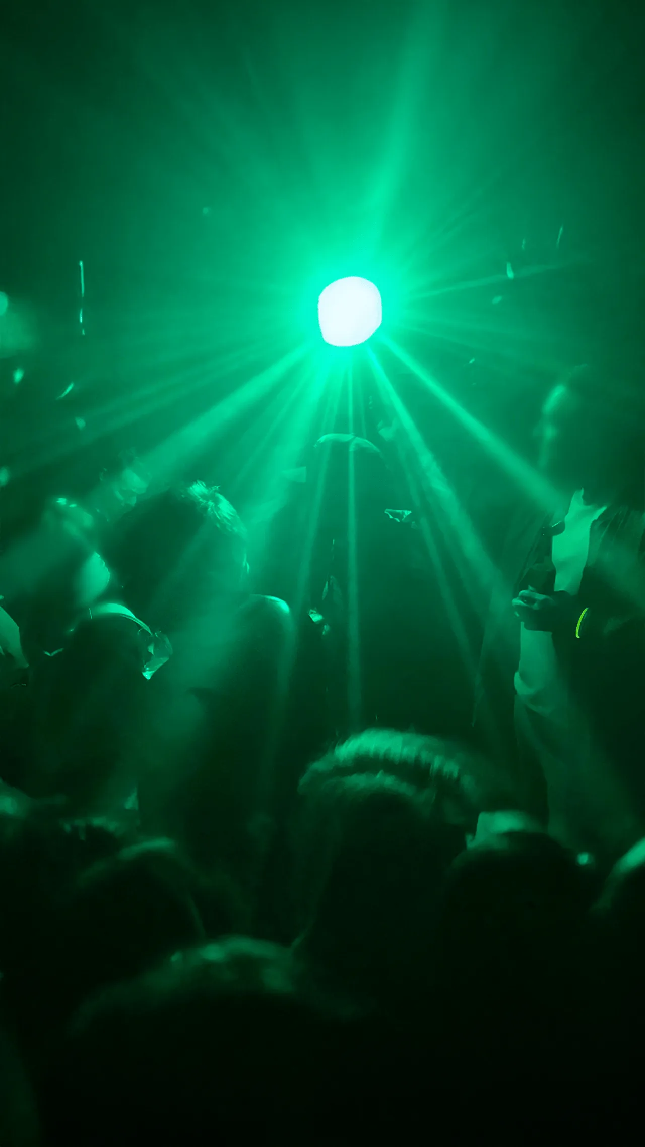 Lichtshow im Partyzelt